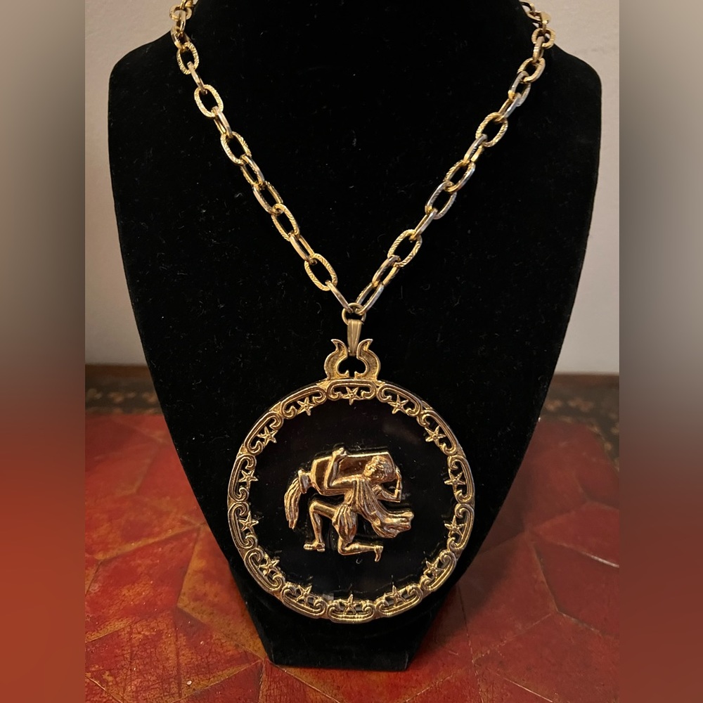 Rare Vintage Necklace Zodiac AQUARIUS February Birthday ART ARTHUR PEPPE…